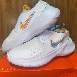 New Nike flex runner 3 GS white/blue Slip-On Shoes, multiple sizes